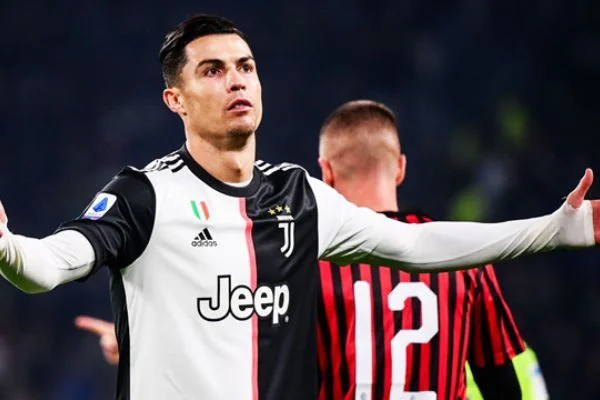 Cristiano Ronaldo'ya koronavirüs mü bulaştı? Ronaldo karantinaya alındı