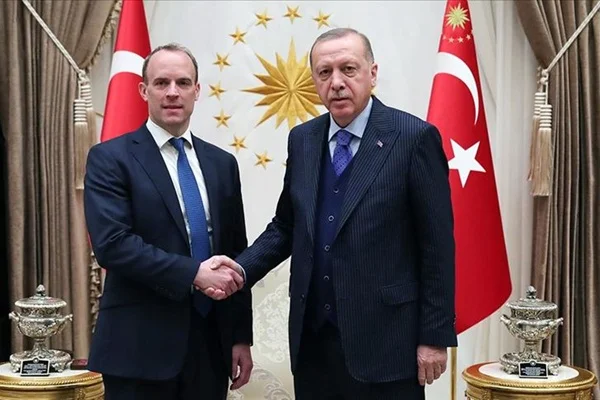 Cumhurbaşkanı Erdoğan, İngiltere Dışişleri Bakanı'nı kabul etti