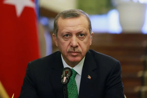 Cumhurbaşkanı Erdoğan, KKTC Başbakanı ile görüştü