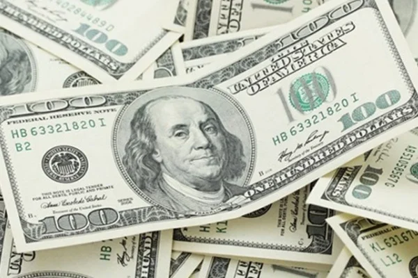 Dolar düştü