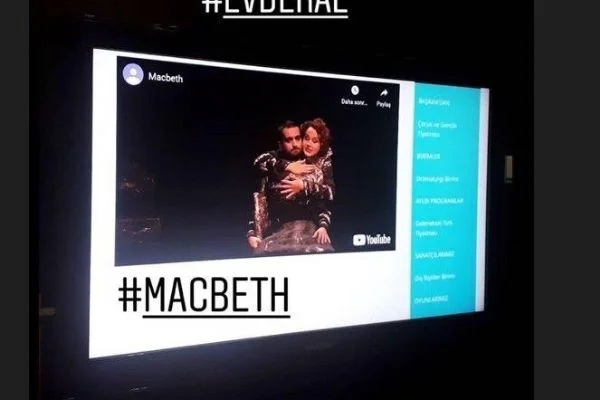 Dünya Tiyatrolar Günü'nde 'Macbeth' evlere konuk oldu
