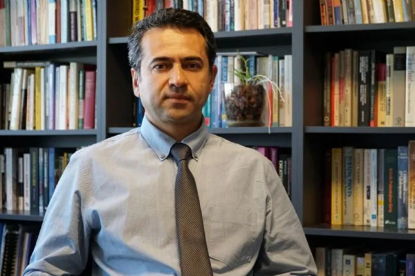 "EBA sisteminde en büyük sorumluluk velilerimizde"