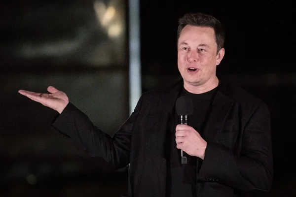 Elon Musk'ın 'koronavirüs' paylaşımına tepki yağdı