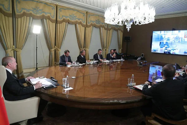 Erdoğan, Macron, Merkel ve Johnson'la görüşme gerçekleştirdi