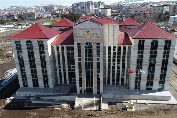 Erzurumlular 7/24 okuyacak