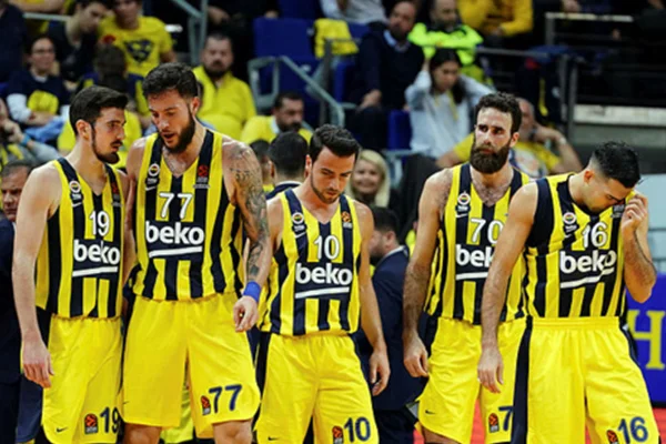 Fenerbahçe Beko'da korona şoku!