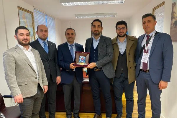 Genç MÜSİAD'cılar Londra'da yatırım fırsatlarına kapı aralıyor