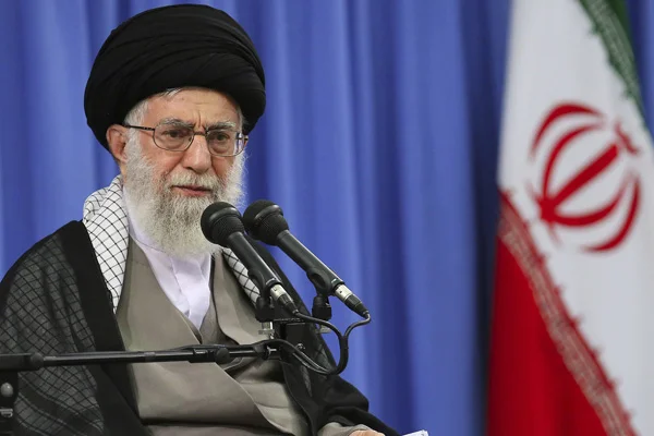 Hamaney'den 10 bin mahkuma daha af