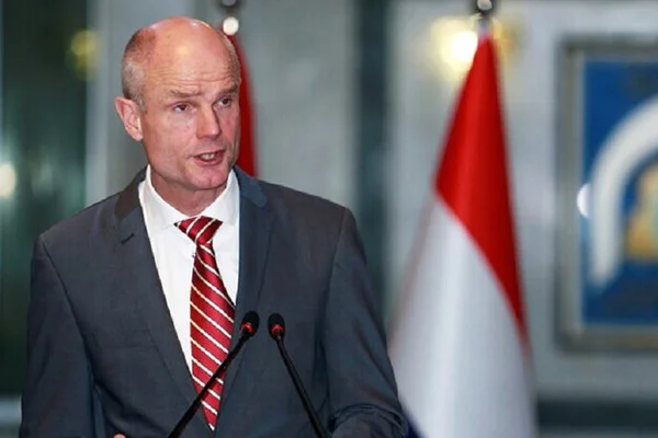 Hollanda da, İdlib'de 'uçuşa yasak bölge' ilan edilmesini istedi