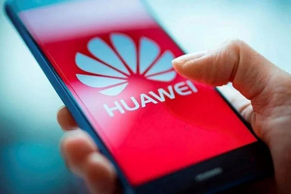 Huawei'den 3 ay ek garanti ve ücretsiz kargo