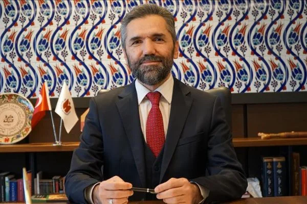 İbn Haldun Üniversitesi'nde martta 2 bin 579 saatlik online ders işlendi