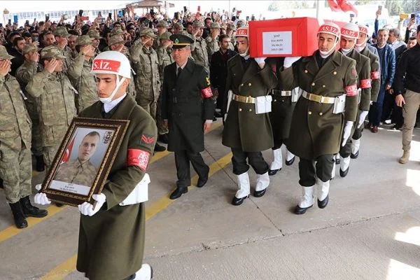 İdlib şehidi sözleşmeli er Enes Kaya son yolculuğuna uğurlandı