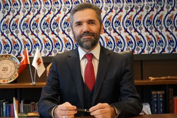 İHÜ'de uzaktan eğitim süreci kampüs ortamını aratmadı