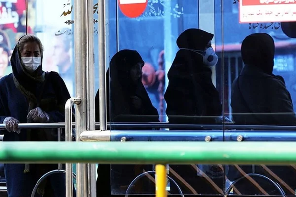 İranlı vekilden 'biyo-terör saldırısı' iddialarına tepki: Krizi yönetemediniz