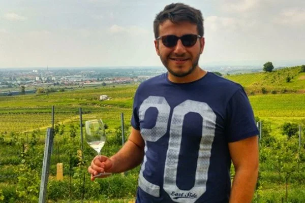 Kemal Can Ocak: Alkol tüketimi korona virüsünü öldürmez