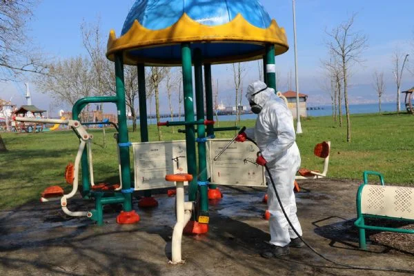 Kocaeli Büyükşehir, Covid-19 tedbirleriyle Türkiye'ye örnek oluyor