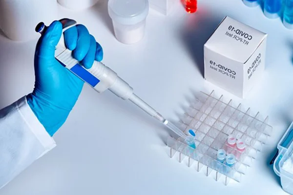 Korona fırsatçıları türedi: Bedava olan testi 1250 TL'ye yapıyorlar