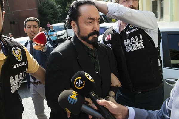 Koronavirüs Adnan Oktar'ı da vurdu