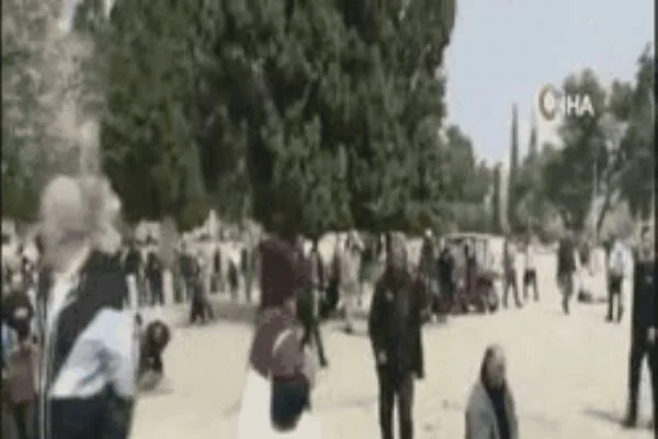 Kudüs'te korona salgını nedeniyle camiler kapatıldı