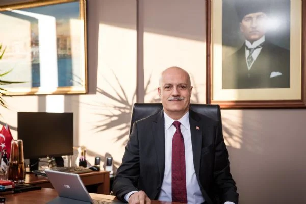 Maltepe Üniversitesi logosu değişti