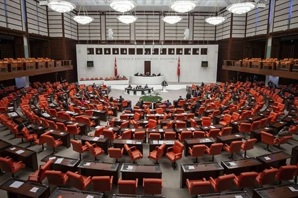 Meclis'te corona virüse ilişkin ekonomik önlemler kabul edildi