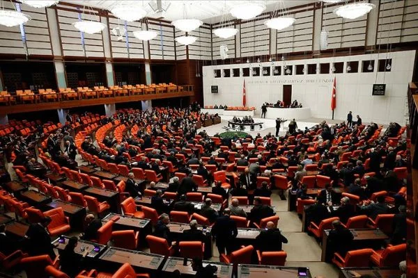 Meclis 'torba teklif' için mesai yapacak