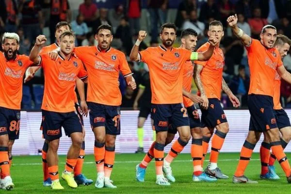Medipol Başakşehirli futbolcuların test sonucu açıklandı
