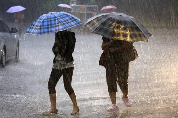 Meteorolojiden sağanak yağış uyarısı