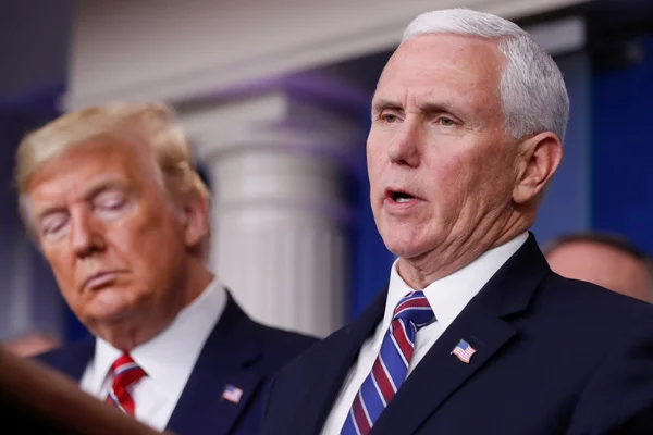 Mike Pence'in koronavirüs test sonucu belli oldu