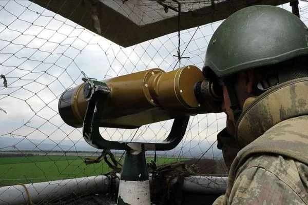 MSB: PKK/YPG'li iki terörist teslim oldu