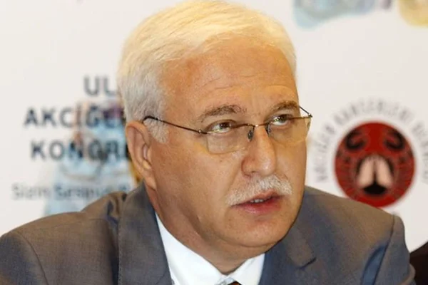 Prof. Dr. Özlü'den, dikkat çeken 'korona' uyarısı