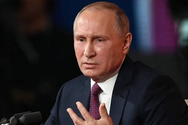Putin'e ömür boyu başkanlık yolunu açan anayasa değişikliği