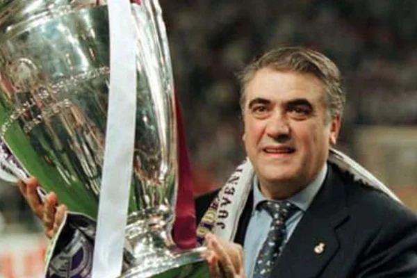 Real Madrid'in eski başkanı koronavirüsten hayatını kaybetti