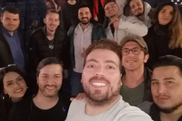 Sabit Kanca oyuncuları seyircisiyle buluştu