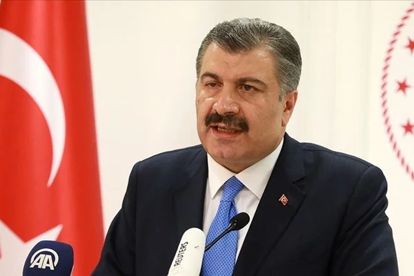 Sağlık Bakanı Koca'dan vatandaşlara uyarı: İçeri almayın