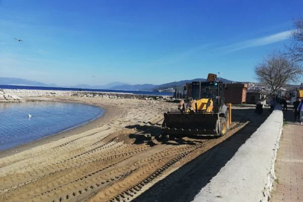 Sahillerde mesai erken başladı