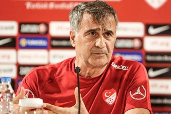 Şenol Güneş'ten vatandaşlara ve futbolculara mesaj