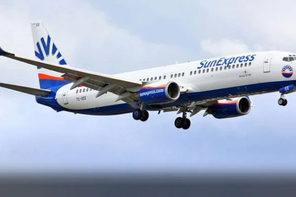 SunExpress, 13 Mart'tan beri 30 bin turisti evlerine ulaştırdı