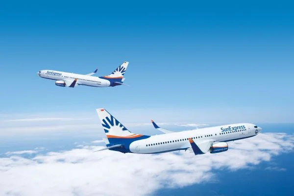SunExpress yolcularına daha fazla esneklik sunmak için kış programını erken açıkladı