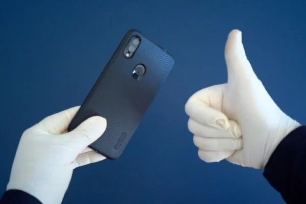 Turkcell'den cep telefonu ve tabletleri hijyenik tutma rehberi