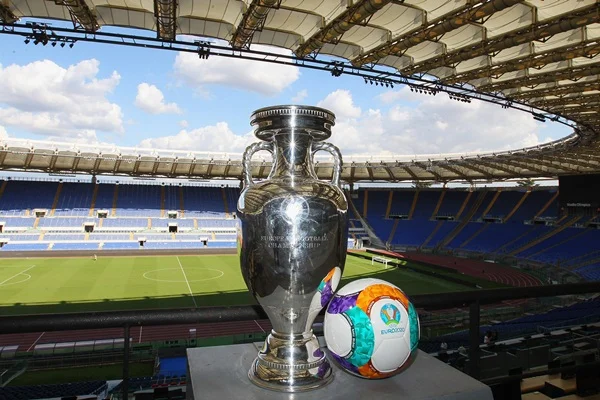 Türkiye ilk maçını İtalya ile oynayacak! EURO 2020 ertelenecek mi?