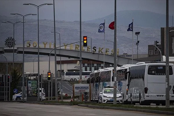 Umreden dönenlerin karantina yurtlarından tahliyesi ertelendi