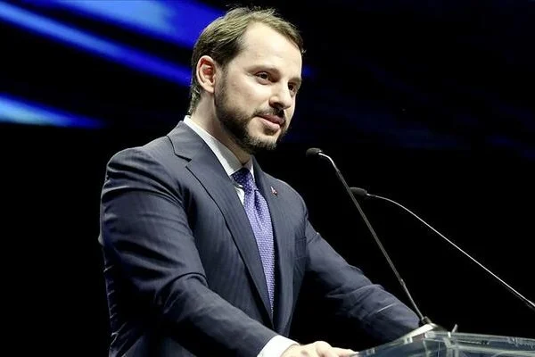 'Üniversite hastanelerinde de performans ödemelerini 3 ay tavandan yapacağız'