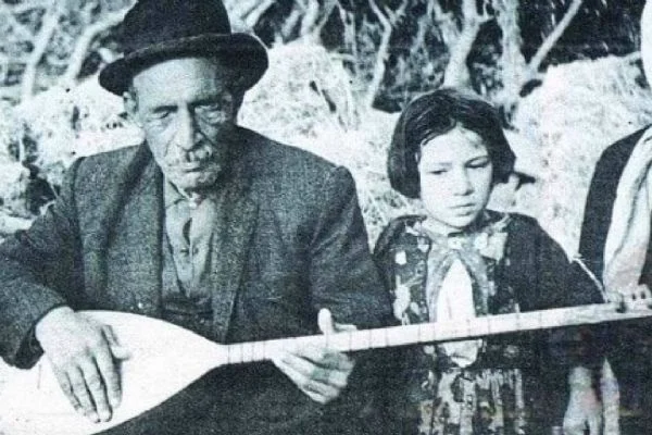 'Uzun ince bir yol'dan aşıkların gönlüne uzanan Aşık Veysel