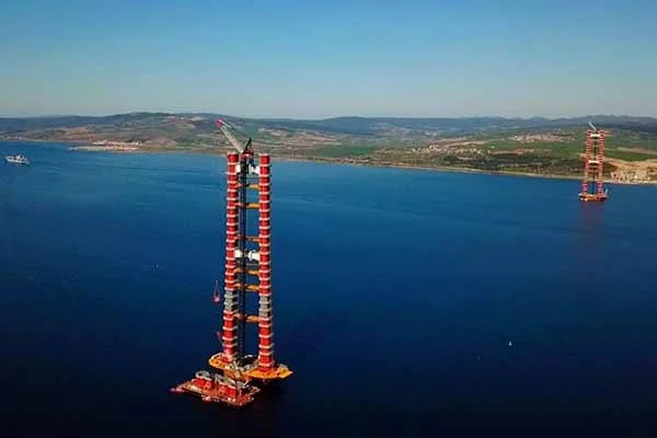 1915 Çanakkale Köprüsü yüzünü gösterdi