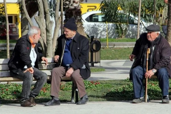 65 yaş üstü ne zaman sokağa çıkacak?