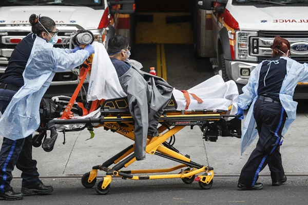 ABD medyasında ''New York'' iddiası: Koronavirüs Asya'dan değil Avrupa'dan bulaştı