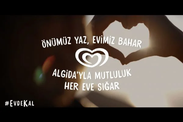 Algida bahar havasını evlere taşıyor