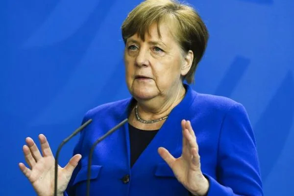 Almanya Başbakanı Merkel: Karantinayı gevşetiyoruz ancak 'dikkatli ve disiplinli' olmalıyız