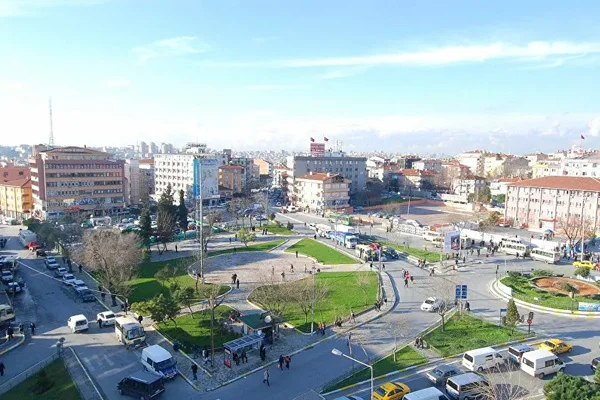 Bağcılar'da bazı meydan ve caddeler kapatıldı